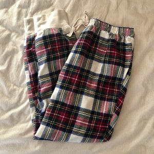Hollister Flannel Jogger PJ Plaid pant